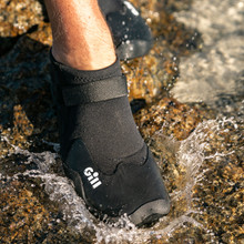 Pursuit Shoe - 968-BLK01-LIFESTYLE_2.jpg