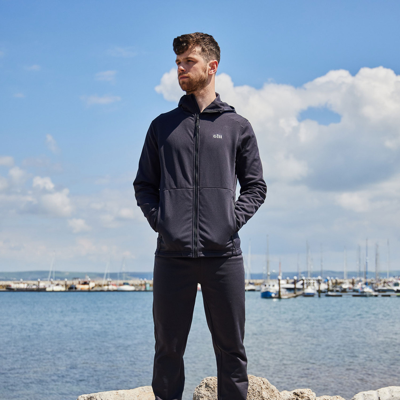 Quest Hoodie-1115-BLK01-LIFESTYLE-1-jpg