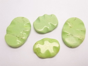 30x40mm & 24x32mm Lemon Turquoise Carved Oval Beads 4pcs. [e250]