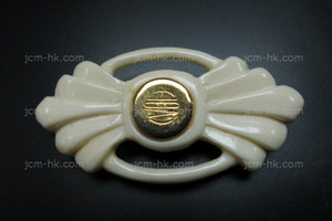 35X65mm Buffalo Bone Carved Brooch With Brass Setting [z1207]