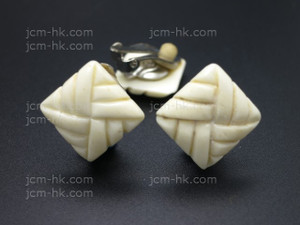 20x20mm Buffalo Bone Carved Earring [z5075]
