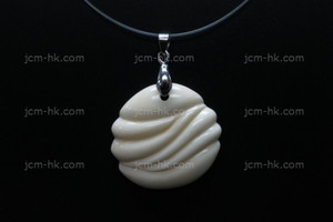32x30mm Buffalo Bone Carved Designer Bead Pendant [z7062]