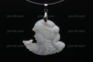 40x35mm Mother of Pearl Beauty Designer Bead Pendant [z5185]