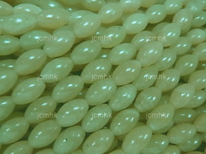 6x9mm Olivine Jade Rice Beads 7" natural [s2b38-69]