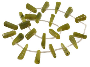 6x18mm Olivine Jade Teeth Beads 15.5" 22pcs. natural [wa151]