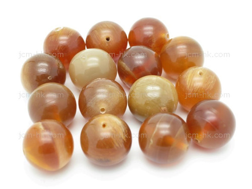 16mm Amber Horn Round Beads 4pcs. [z2069]