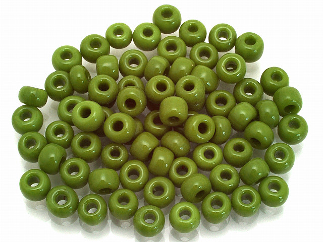 Seed bead 3mm 8/o 400pcs, Opaque Light Green [g44-3]