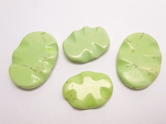 30x40mm & 24x32mm Lemon Turquoise Carved Oval Beads 4pcs. [e250]
