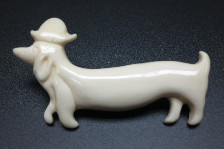 35x62mm Buffalo Bone Dog Brooch [z5336]