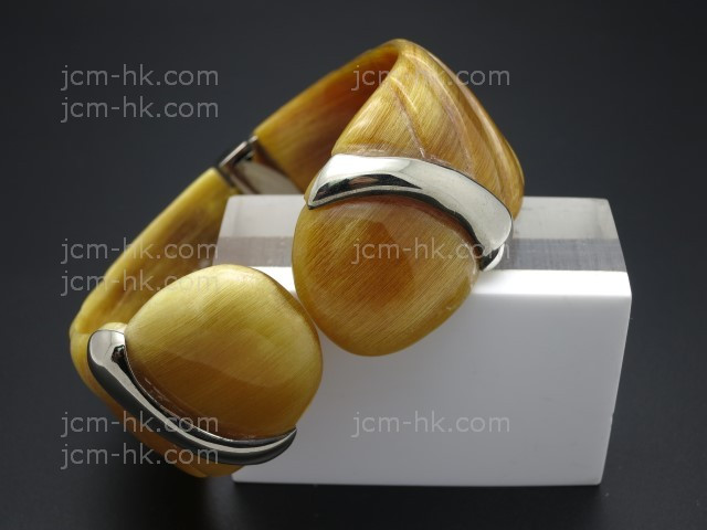 30mm Free Size Amber Horn Bangle & 925 Sterling Silver. [z7914]