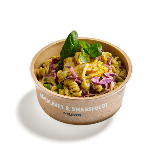 CURRY CHICKEN PASTASALAT