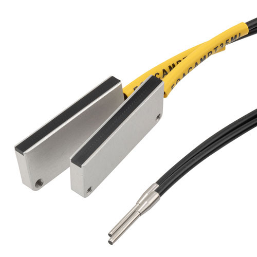 Fiber Optic Sensor Cable, 2M Array-type, Thru-beam, R25 POF with Rectangular Sensing End and 35 mm Wide Right Angle Beam Exit