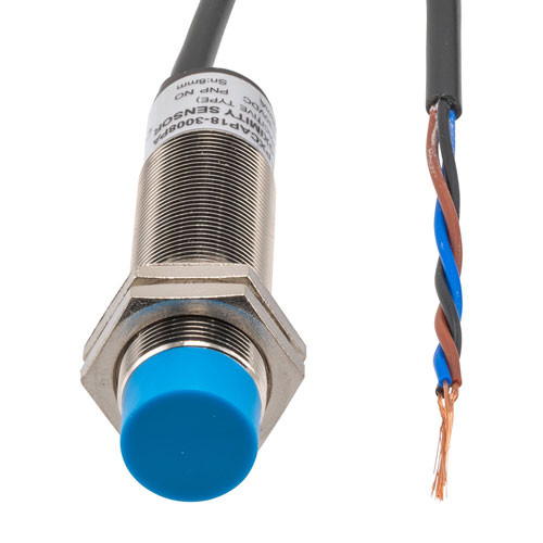 Capacitive Proximity Sensor, Cylindrical, M18, Non-shielded, Ni-plated Brass, PNP NO, Sensing Distance 8 mm, 2 meter 3-wire cable
