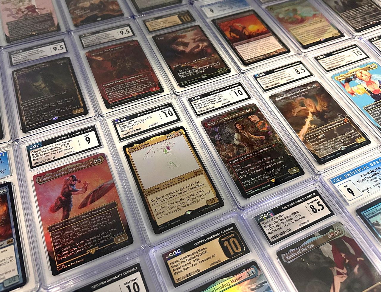 Multiverse Mystery Slab: Signature Commanders Multiverse Mystery Slab: Signature Commanders