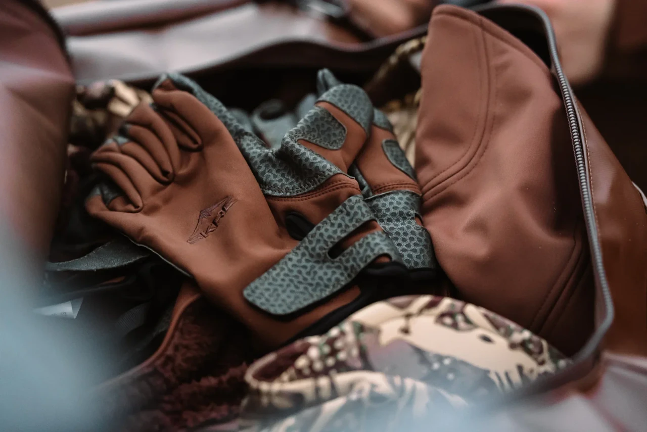 SKRE Rift Gloves