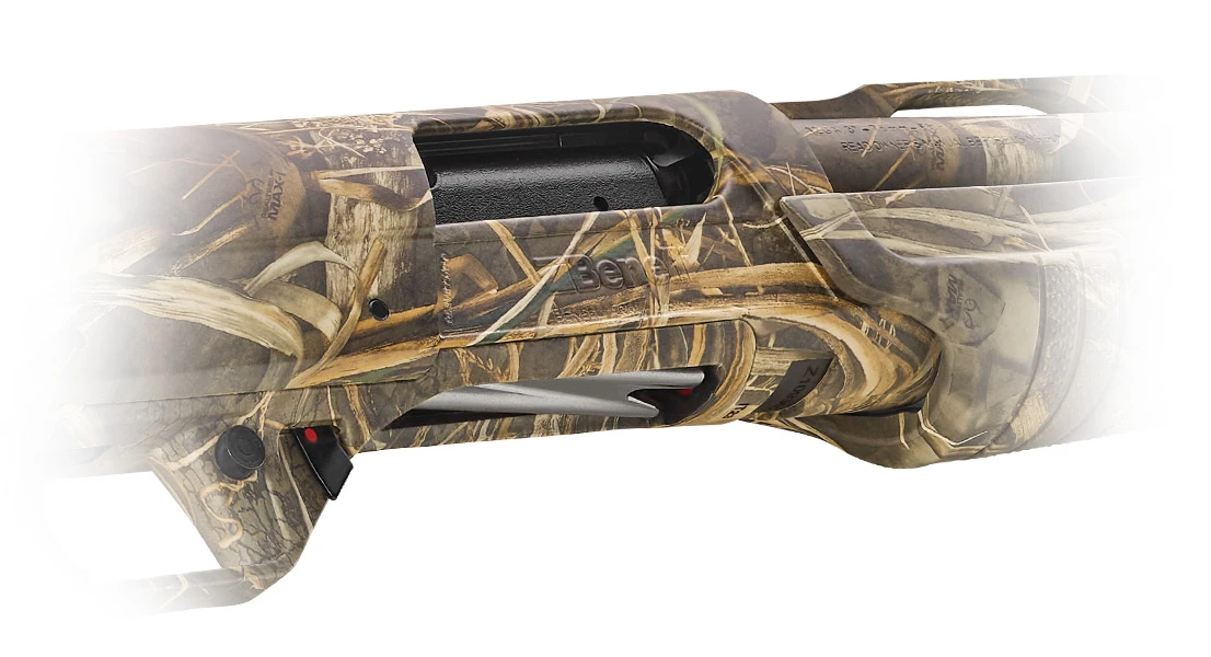 Benelli Nova 3 Shotgun: 12 Gauge-3", 28" Barrel Real Tree Max-7