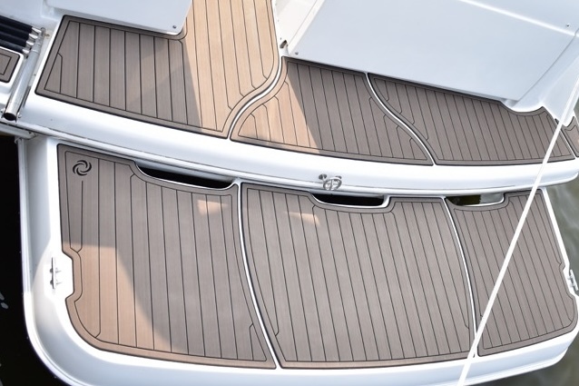 ocean hawk powerboat, orthodek flooring for boat, custom marine floor covering