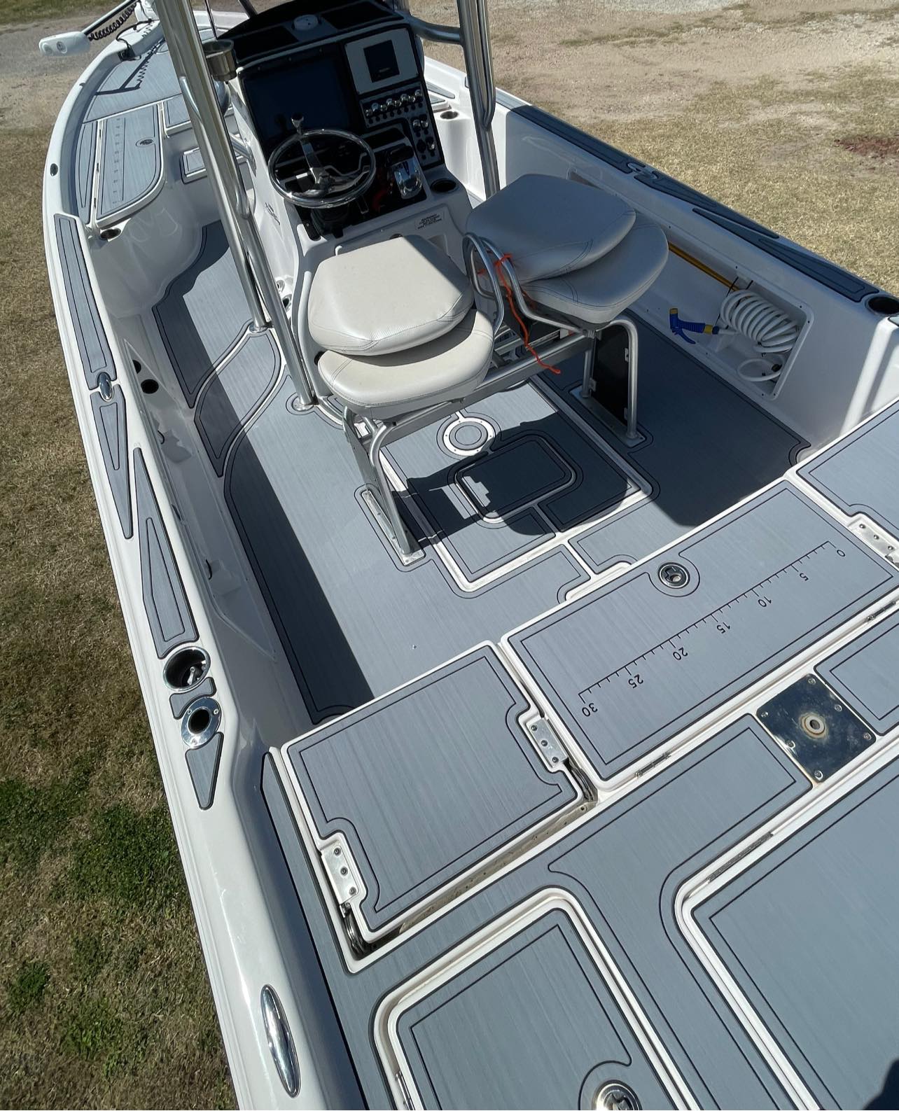 fish ruler, fishing boat, center console boat