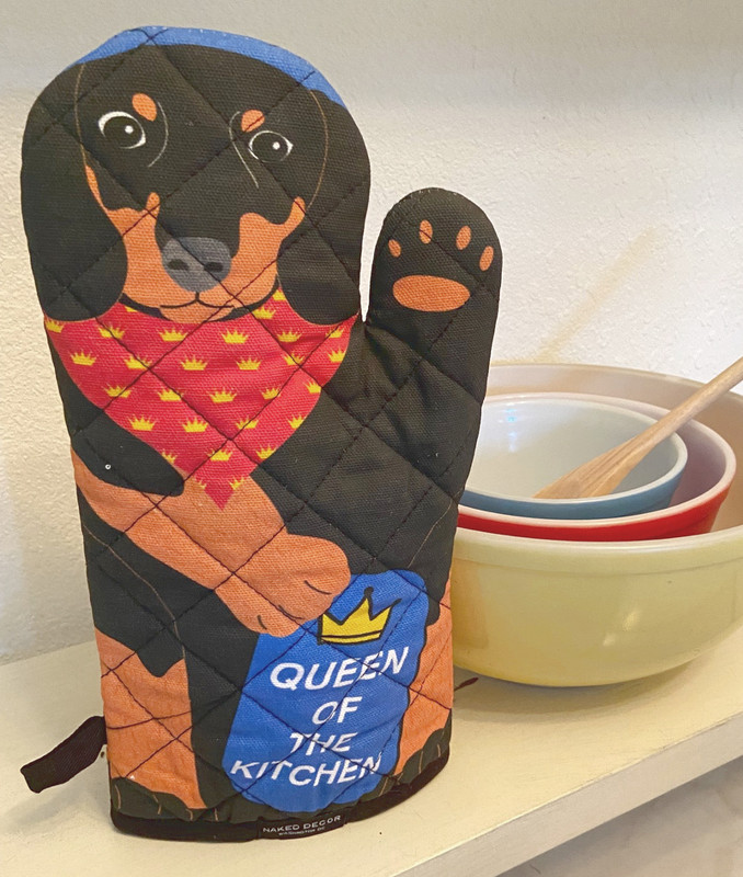 Dachshund Queen of the Kitchen Oven Mitt