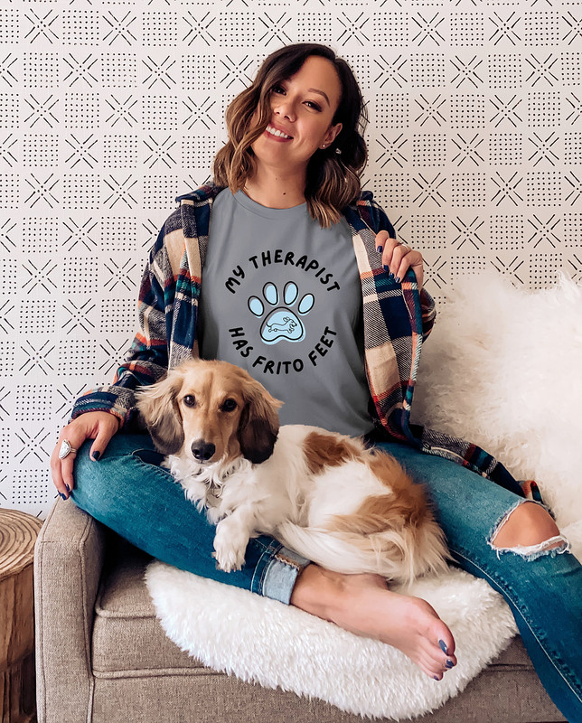 my-therapist-has-frito-feet-t-shirt-what-s-up-dox