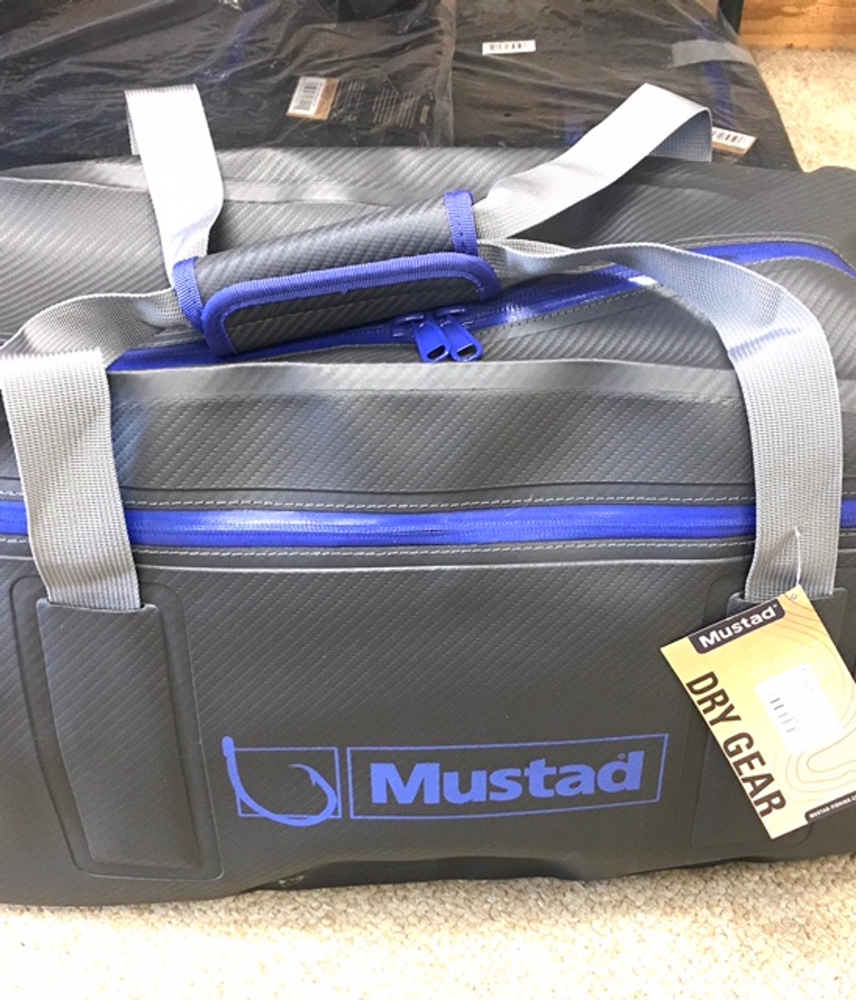 Mustad Dry Duffel Bag 50L - FlyMasters of Indianapolis