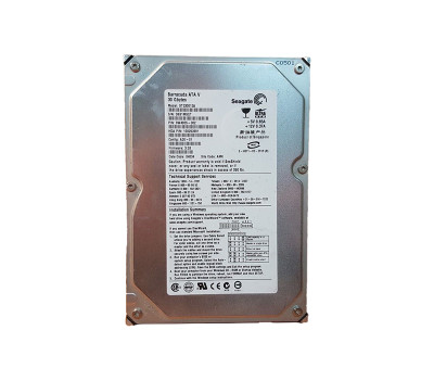 Seagate BarraCuda 30GB 7200RPM IDE Ultra ATA/100 ATA-6 3.5-Inch Hard Drive mounted in a desktop computer