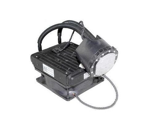 Dell Alienware Aurora 51 liquid cooling system for HRGD5 processor, compatible with gaming PCs.