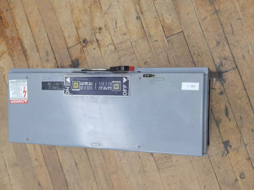 Square D QMB364W Fusible Panelboard Switch 200A 600VAC1 3 Pole 3 Phase Series E1