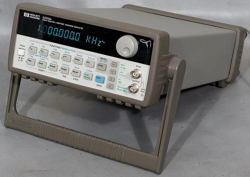 HP/Agilent/Keysight 33120A 15 MHz Arbitrary .Function Waveform Generator