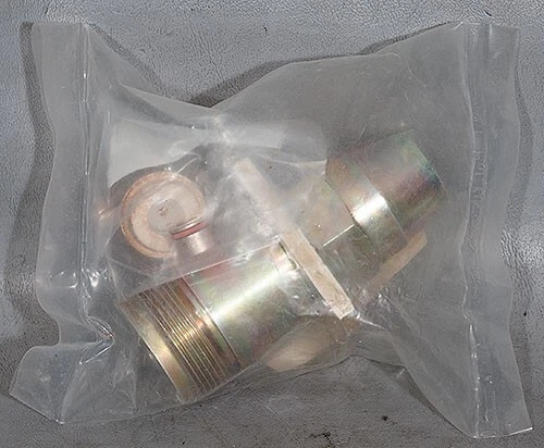 NEW ITT Cannon 151913-5061/28-P03572R-001 Solder-LC RF Coaxial Connector/AdapterHISTORY