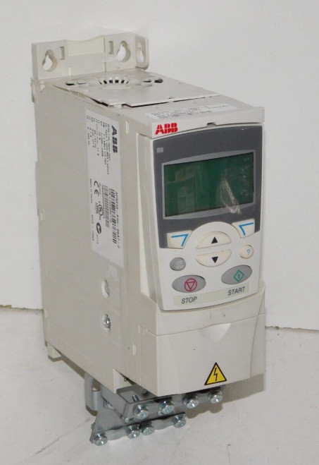 ABB ACS310-01U-06A7-2 Digital Variable Frequency Drive Module VFD 1.1kW 1 1/2 hp