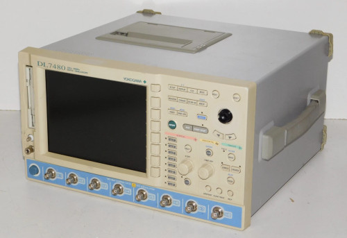 Yokogawa DL7480 701480 2GS/s 500MHz 8 Channel Digital. Oscilloscope D-J1/B5/E4/N4