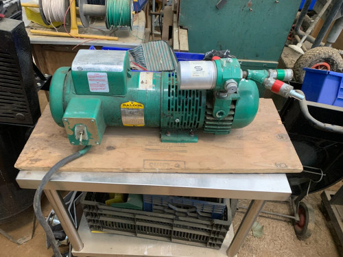 Bullard EDP-16-TE Free-Air Pump w/twin outlet manifold, air filter