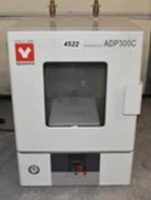 Yamato Vacuum Drying Oven ADP300C (#4522)