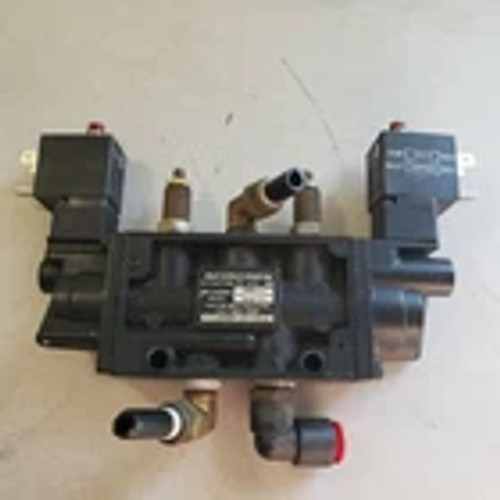 NORGREN Solenoid Manifold Control Pneumatic Valve K71DA00KV2KV22W2 150PSI 24V