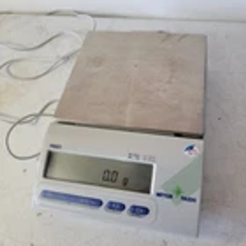 TESTED - WORKS Mettler PB801 Digital Lab Scale Analytical Balance PB 810g 0.1g