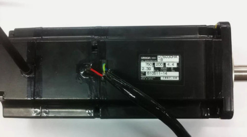 Used & Tested OMRON R88M-U75030HA-B Servo Motor