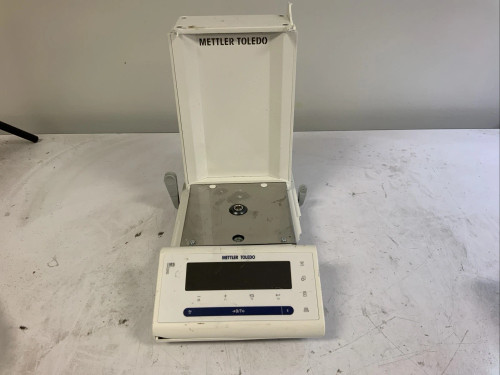 Mettler Toledo MS105DU Balance Scale 110g x 0.01 mg 10ug NS U3A