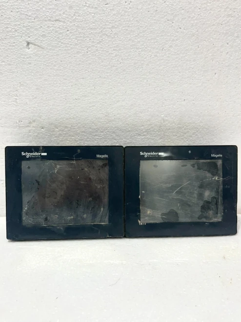 Schneider HMISTU855 Touch Screen ( LOTE OF 2 )