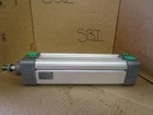 Rexroth Pneumatic Cylinder 5233070400 10 Bar 63mm 200mm New