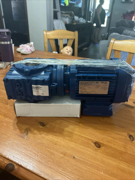 SEW-EURODRIVE GEAR MOTOR.