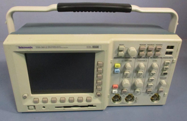 Tektronix TDS 3012 Digital Phosphor Oscilloscope 100 MHz DPO for Parts / Repair