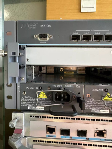 Original Used Juniper Router MX104
