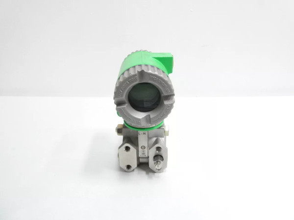 Schneider IGP10S-TB2D1FM-L1 Gage Pressure Transmitter 60psi 12.5-42v-dc