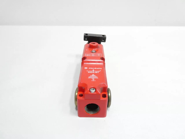 Allen Bradley 440G-MT47162 Guardmaster Safety Interlock Switch Allen Bradley 440G-MT47162 Guardmaster Safety Interlock Switch