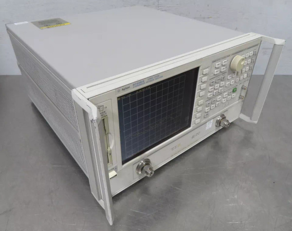 C196622 Agilent 8722ES S-Parameter Network Analyzer 50MHz-40GHz (STD) C196622 Agilent 8722ES S-Parameter Network Analyzer 50MHz-40GHz (STD)