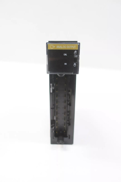 Allen Bradley 1756-OF8 Controllogix Analog Output Module