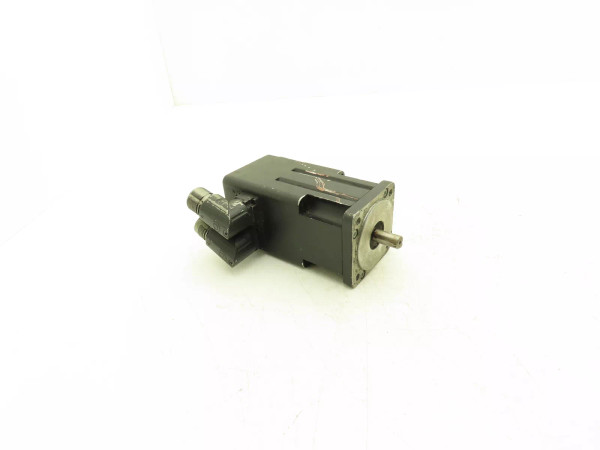 Allen Bradley MPL-B220T-VJ72AA AC Servo Motor .62kw 6000 RPM 460V 3PH