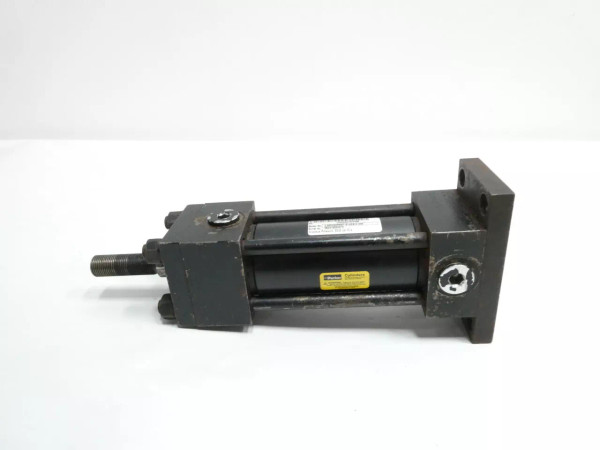 Parker 2.00CH2HRNAT1S142AC4.00 Hydraulic Cylinder 2in 4in 3000psi Parker 2.00CH2HRNAT1S142AC4.00 Hydraulic Cylinder 2in 4in 3000psi