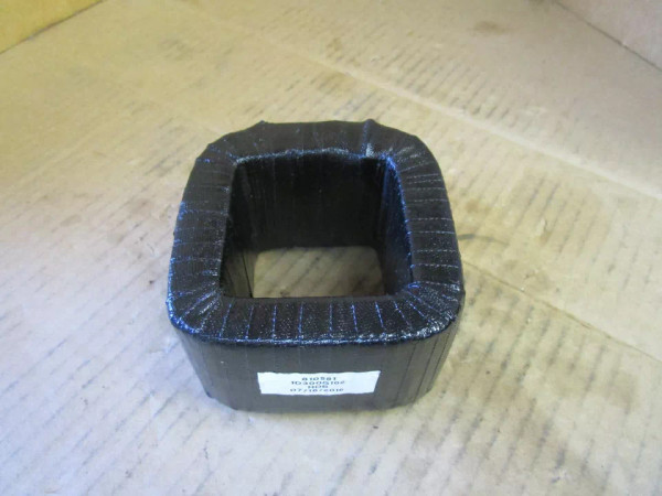 No Name Solenoid Coil 810581 1D300G102 Used